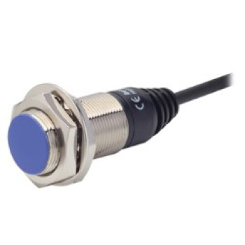 Szenzor-Érz. táv. 7mm,NO,átméro D=18mm,DC2 12~24V DC, síkba szer.,olaj