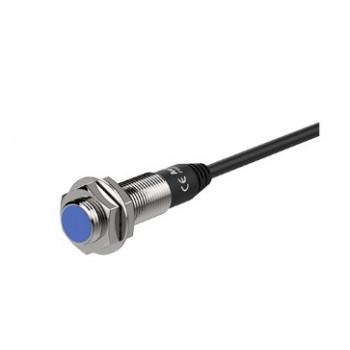 Szenzor - Érzkelési táv. 4mm, NO, átmérő D=12mm, Táp. 12~24V DC, 2m kábelel